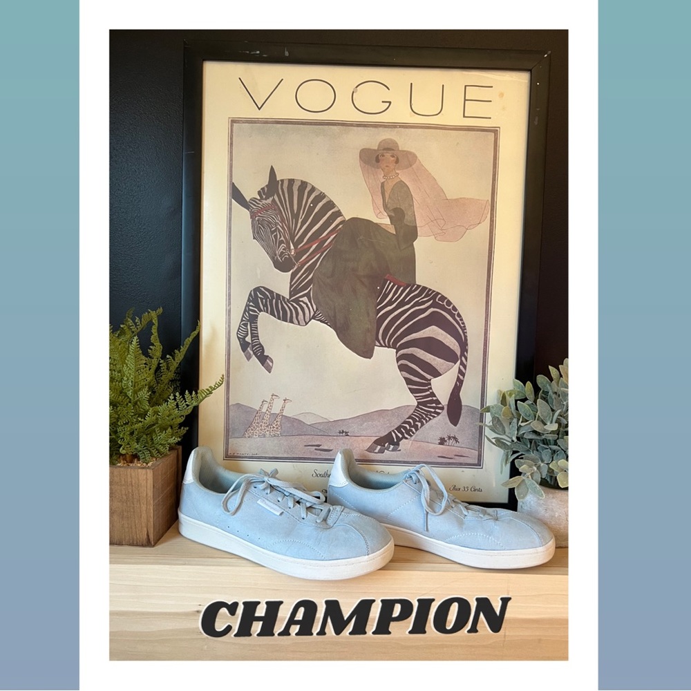 Champion Shoes/Sneakers Baby Blue Faux Suede Low Top Everyday Shoe Size:11